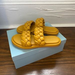 Seychelles Golden Coast Slide Sandal